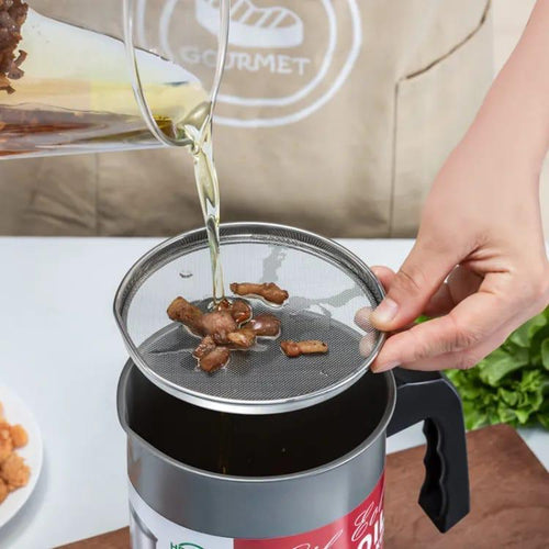 Stainless Steel Strainer Oil Pot 1.4L Pakistan
