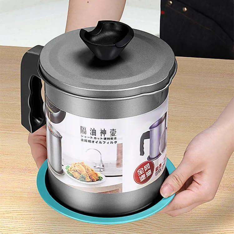 Stainless Steel Strainer Oil Pot 1.4L Pakistan